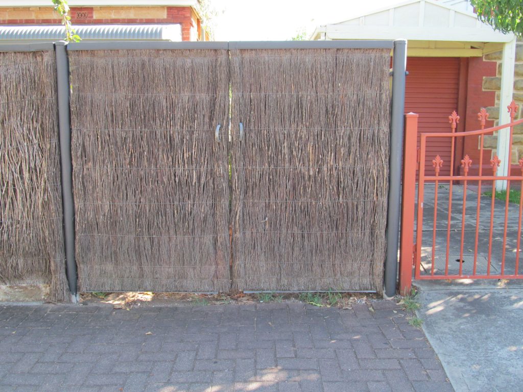 Brush fencing Adelaide