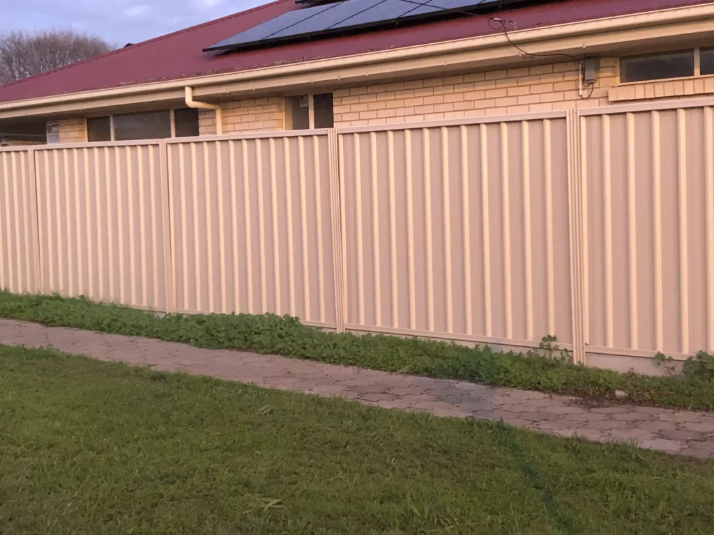 Does colorbond fencing rust?