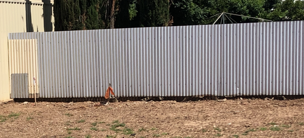 Fence to remove in Findon